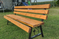 Ławka ogrodowa na nogach metalowych ozdobnych